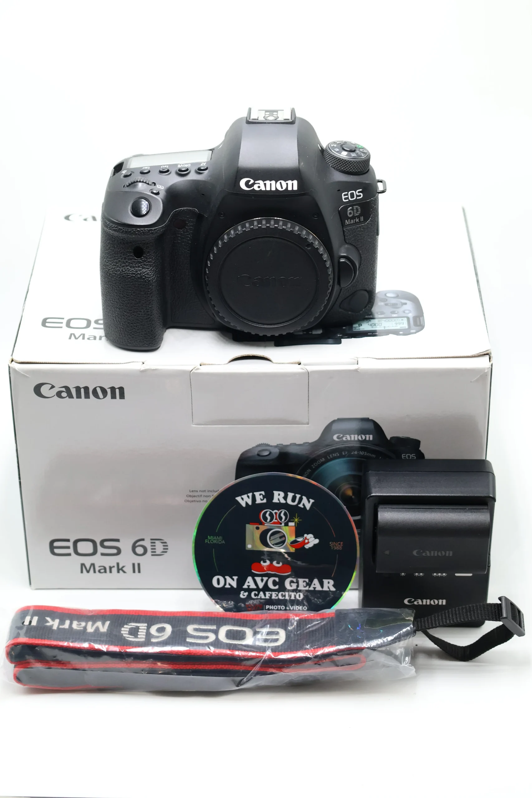 Canon EOS6DII-01991 EOS 6D Mark II DSLR Camera Body Only, Used